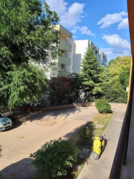 Nice Apartment On Quite Location Near City Center Сплит Екстериор снимка