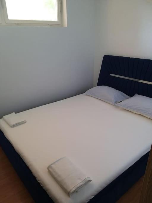 Nice Apartment On Quite Location Near City Center Сплит Екстериор снимка